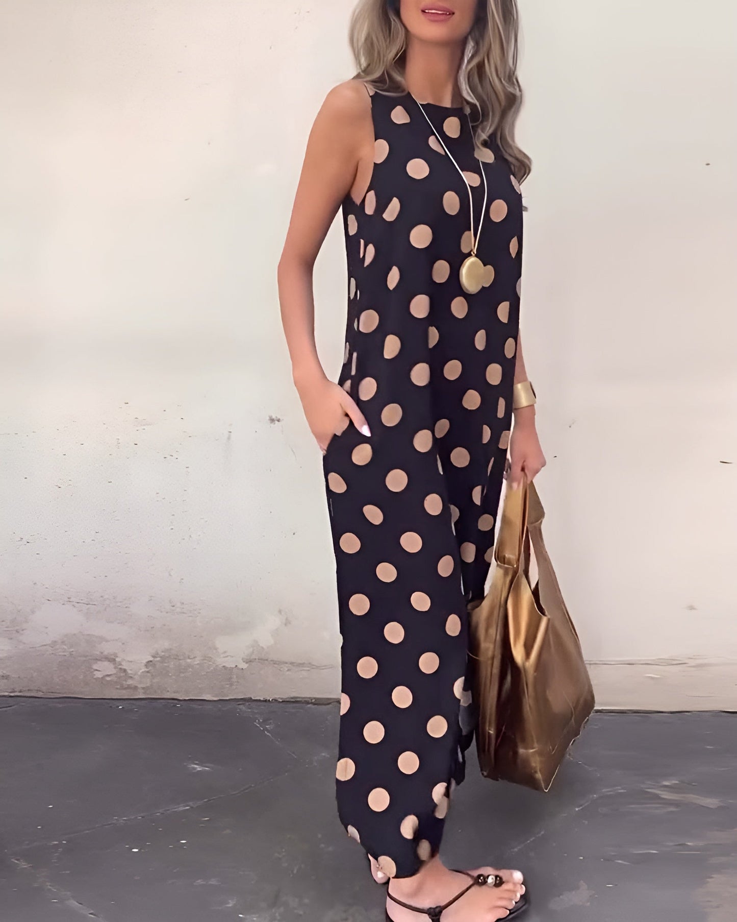 Roxane | Rozkloszowana sukienka maxi w kropki