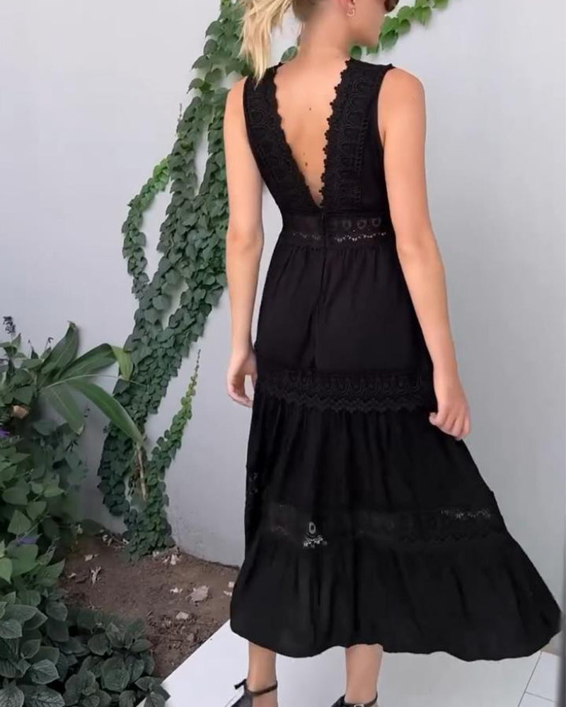 Ninfea | Bezrękawowa sukienka midi w stylu boho z koronkowymi detalami